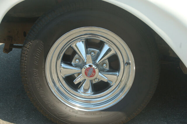 1964 White Ford F-100 Standard Cab Pickup