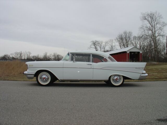 1957 White Chevrolet Bel Air/150/210 HARDTOP