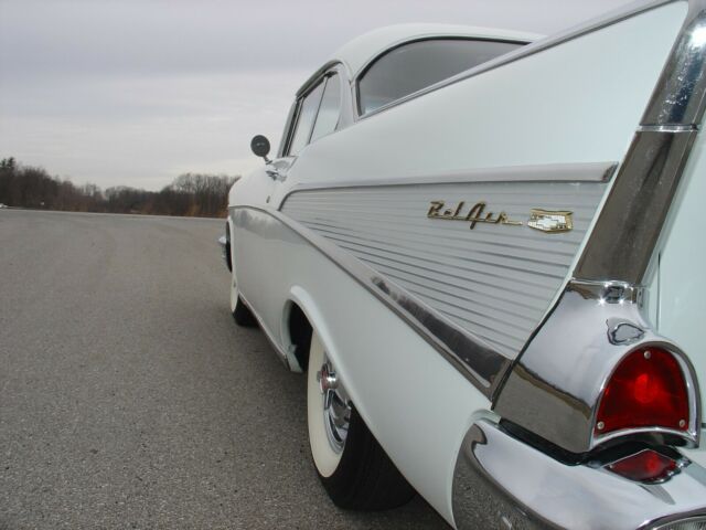 1957 White Chevrolet Bel Air/150/210 HARDTOP