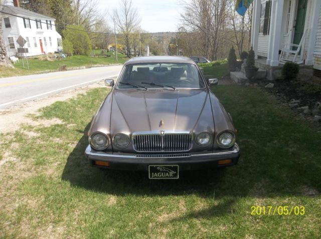 1986 Antelope Jaguar XJ6 Sedan