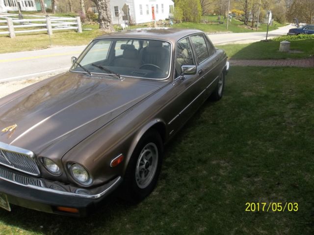 1986 Antelope Jaguar XJ6 Sedan