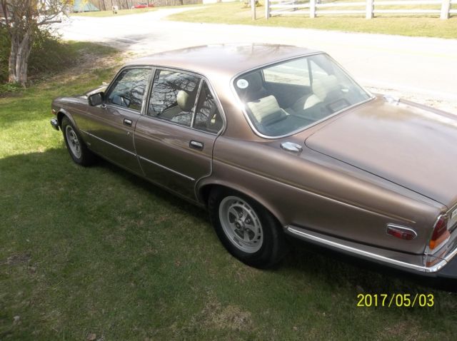 1986 Antelope Jaguar XJ6 Sedan