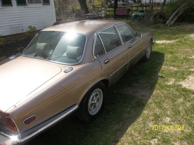 1986 Antelope Jaguar XJ6 Sedan