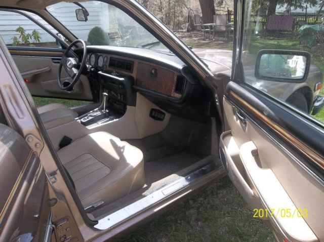 1986 Antelope Jaguar XJ6 Sedan