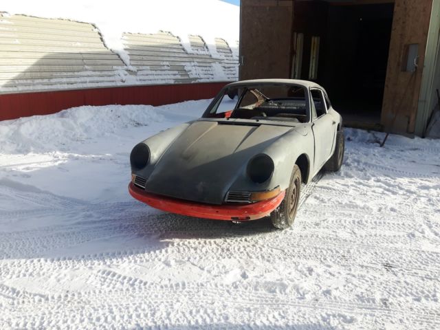 1967 Gray Porsche 912 Coupe