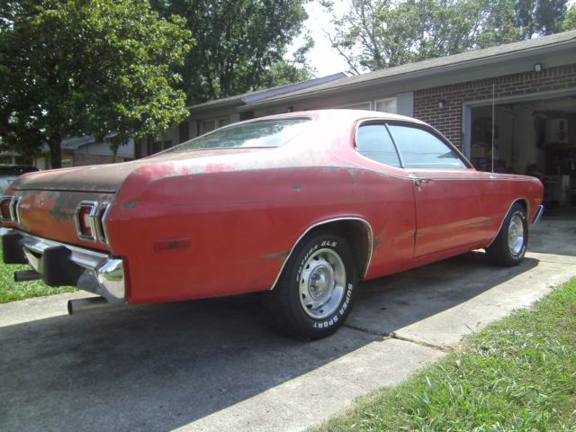 1973 Red Dodge Dart