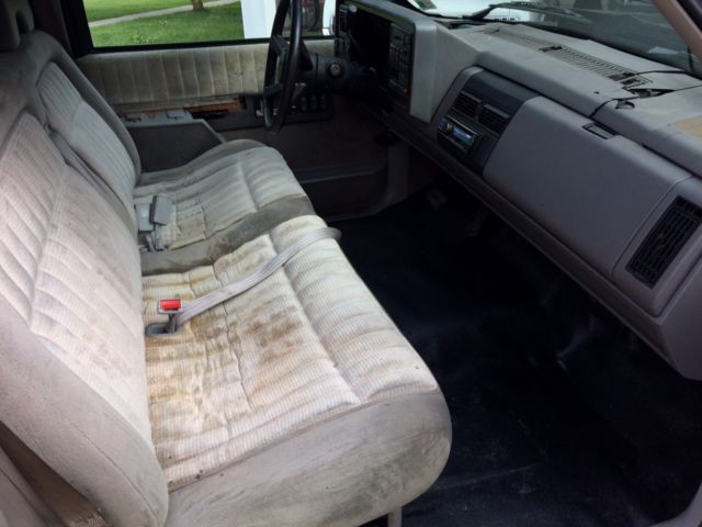 1993 Blue Chevrolet C/K Pickup 1500 Standard Cab Pickup