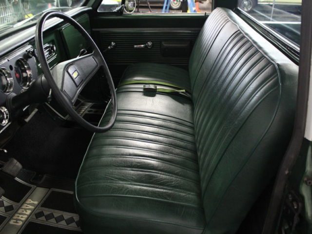 1970 Green Chevrolet C-10 Pickup (Truck)