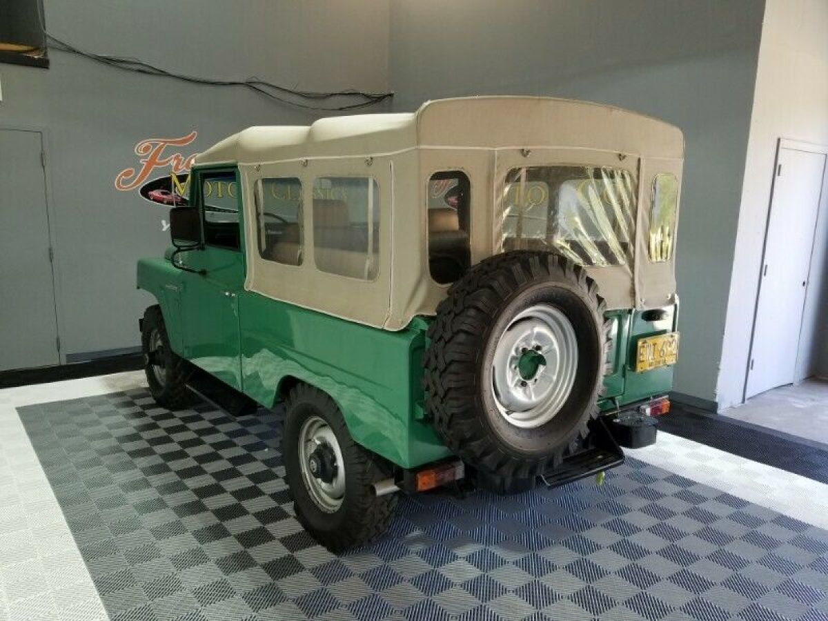 1979 Green Nissan Patrol SUV
