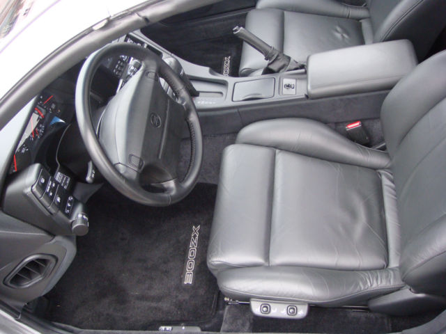 1992 Gray Nissan 300ZX Coupe