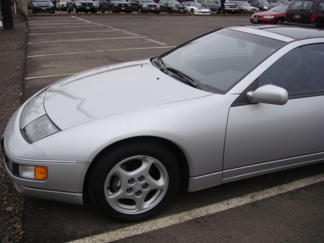 1992 Gray Nissan 300ZX Coupe
