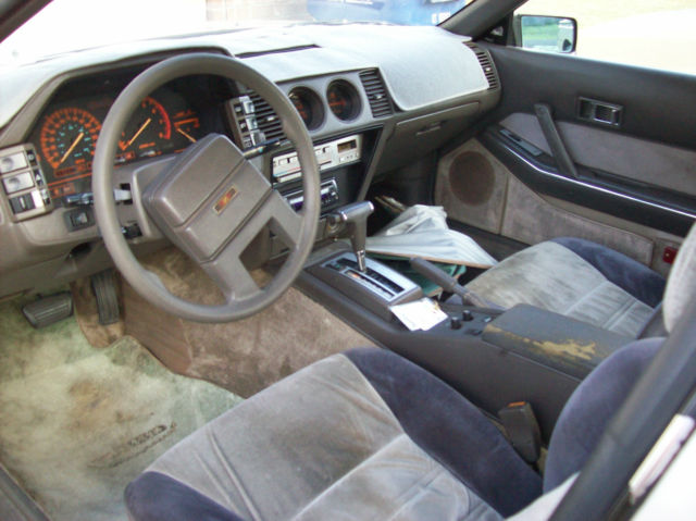 1984 Silver Brown Metalic Nissan 300ZX Coupe