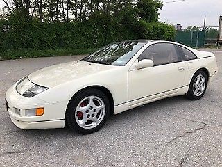 1993 White Nissan 300ZX Coupe