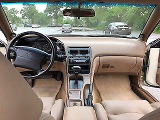 1993 White Nissan 300ZX Coupe