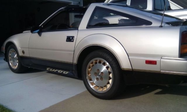 1984 Silver Nissan 300ZX