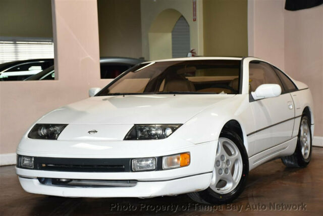 1993 White Nissan 300ZX Hatchback