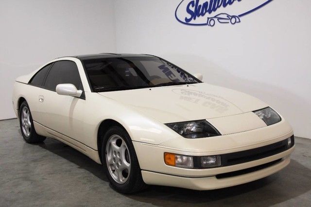 1990 White Nissan 300ZX
