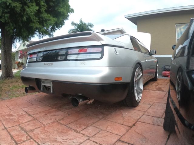 1990 Red Nissan 300ZX Coupe