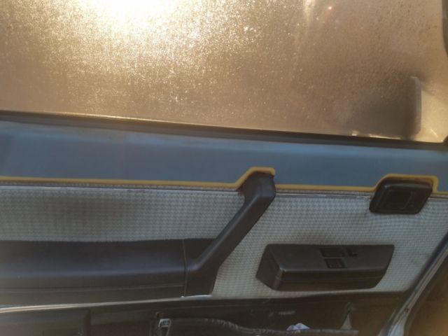 1984 Black/Gray Nissan Other Extended Cab Pickup