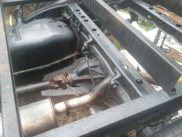 1988 White Nissan Other Pickups Pickup, heavy duty, 1 Ton, dually