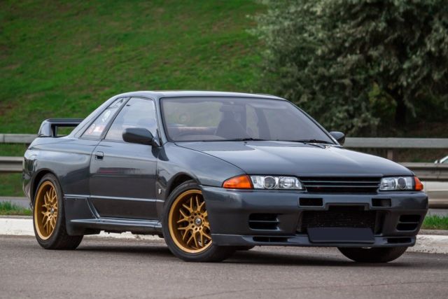 1993 Nissan GT-R Coupe