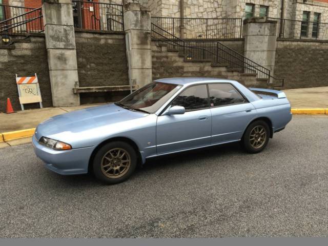 1991 Blue Nissan GT-R Sedan