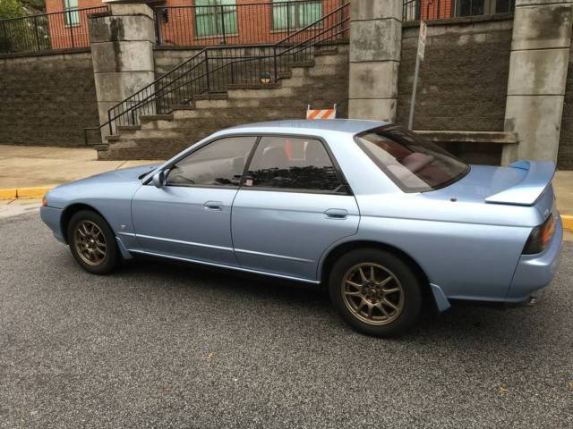 1991 Blue Nissan GT-R Sedan