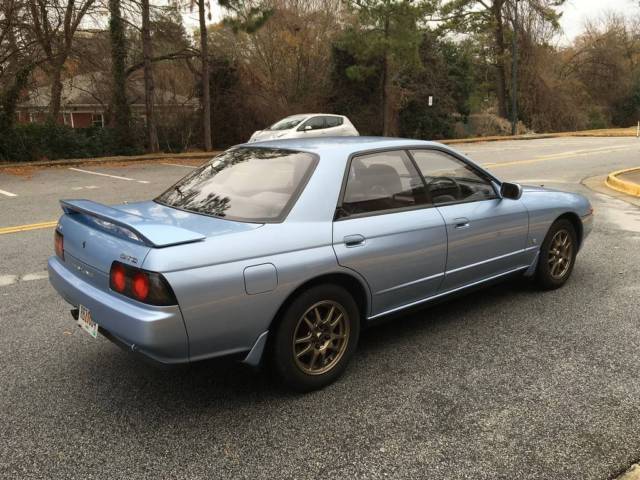 1991 Blue Nissan GT-R Sedan