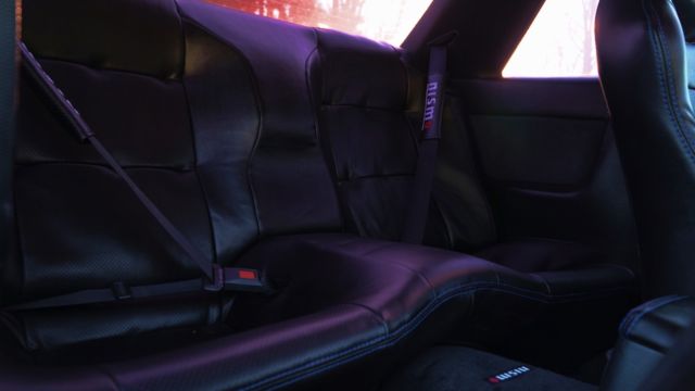 1990 White Nissan GT-R Coupe