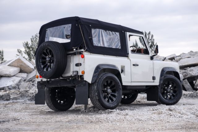 1986 White Land Rover Defender SUV