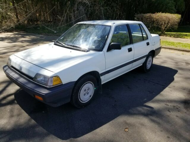 1986 White Honda Civic