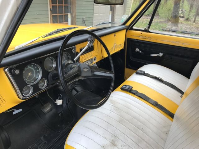1972 Yellow Chevrolet C-10