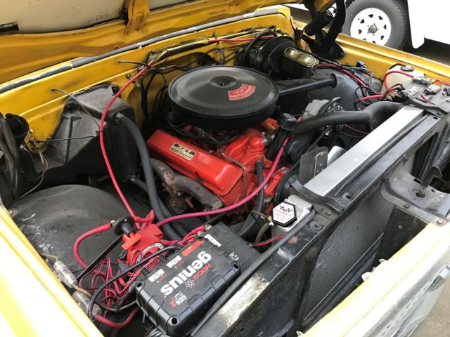 1972 Yellow Chevrolet C-10