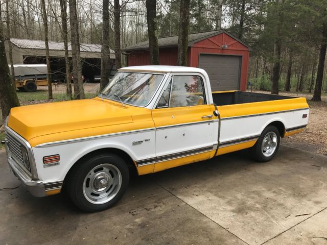 1972 Yellow Chevrolet C-10