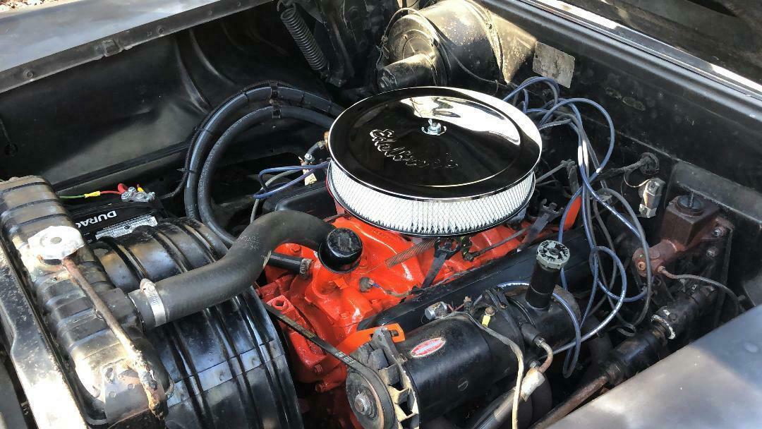 1958 Black Chevrolet Biscayne 4 DOOR (REAR HANDLES SHAVED)