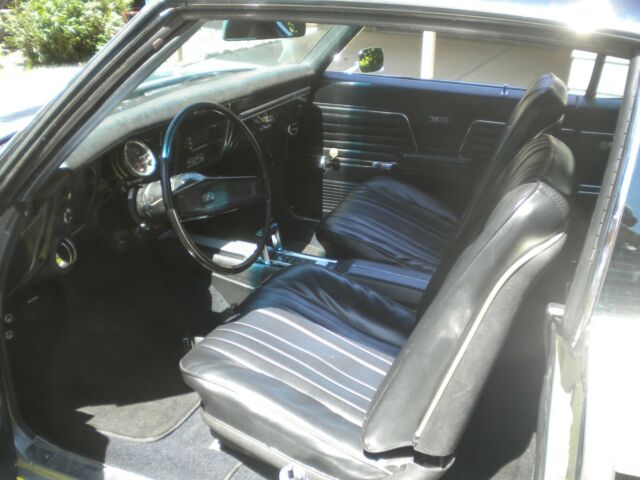 1969 Silver Chevrolet Chevelle Coupe