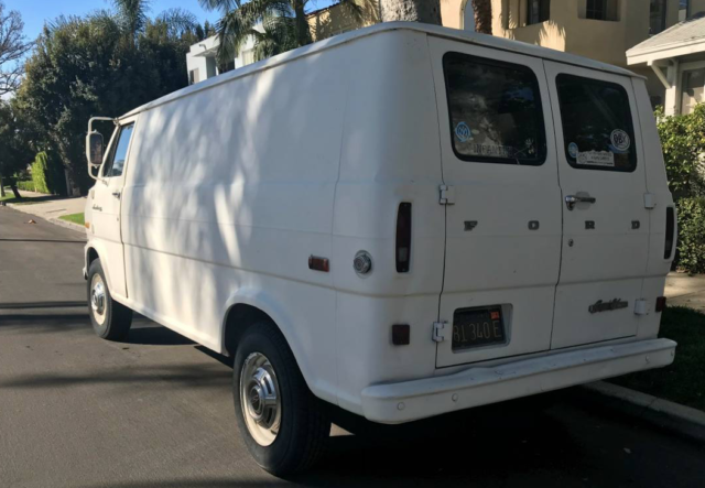1970 White Ford E-Series Van