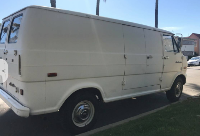 1970 White Ford E-Series Van