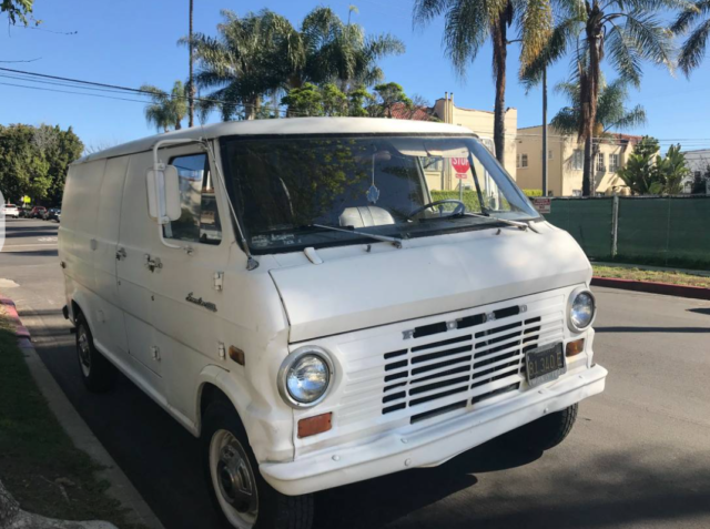 1970 White Ford E-Series Van