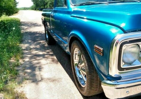 1972 Blue Chevrolet C-10 Standard Cab Pickup