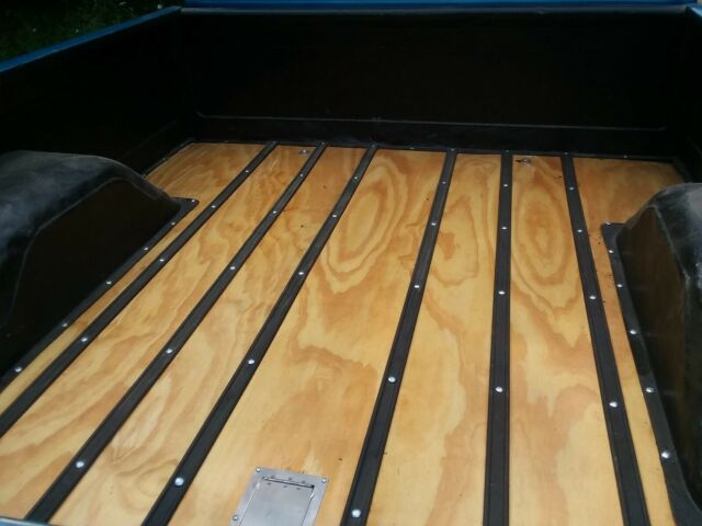 1972 Blue Chevrolet C-10 Standard Cab Pickup