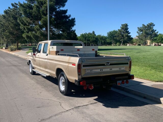 1973 Brown Ford F-350 CRew Cab Pickup