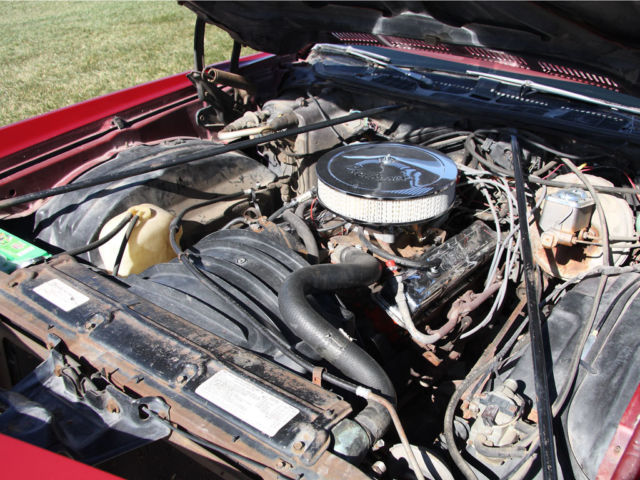 1973 Maroon Chevrolet Monte Carlo Hardtop