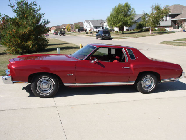 1973 Maroon Chevrolet Monte Carlo Hardtop