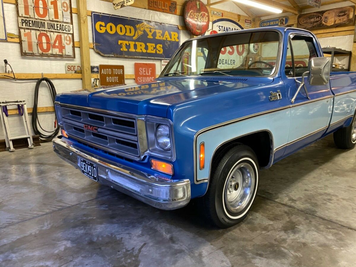 1976 Blue Chevrolet C-10 Standard Cab Pickup