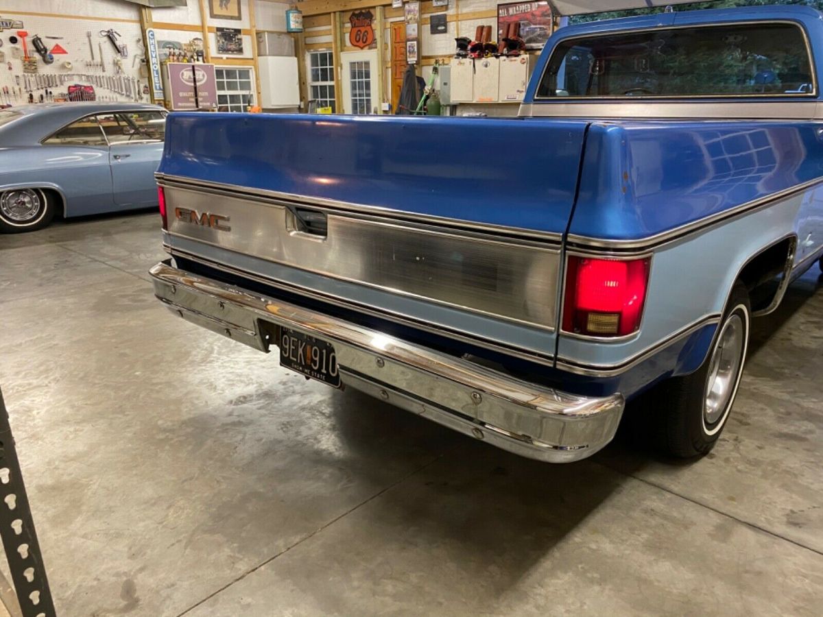1976 Blue Chevrolet C-10 Standard Cab Pickup