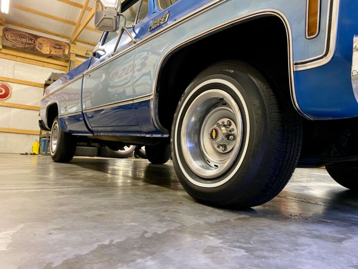 1976 Blue Chevrolet C-10 Standard Cab Pickup
