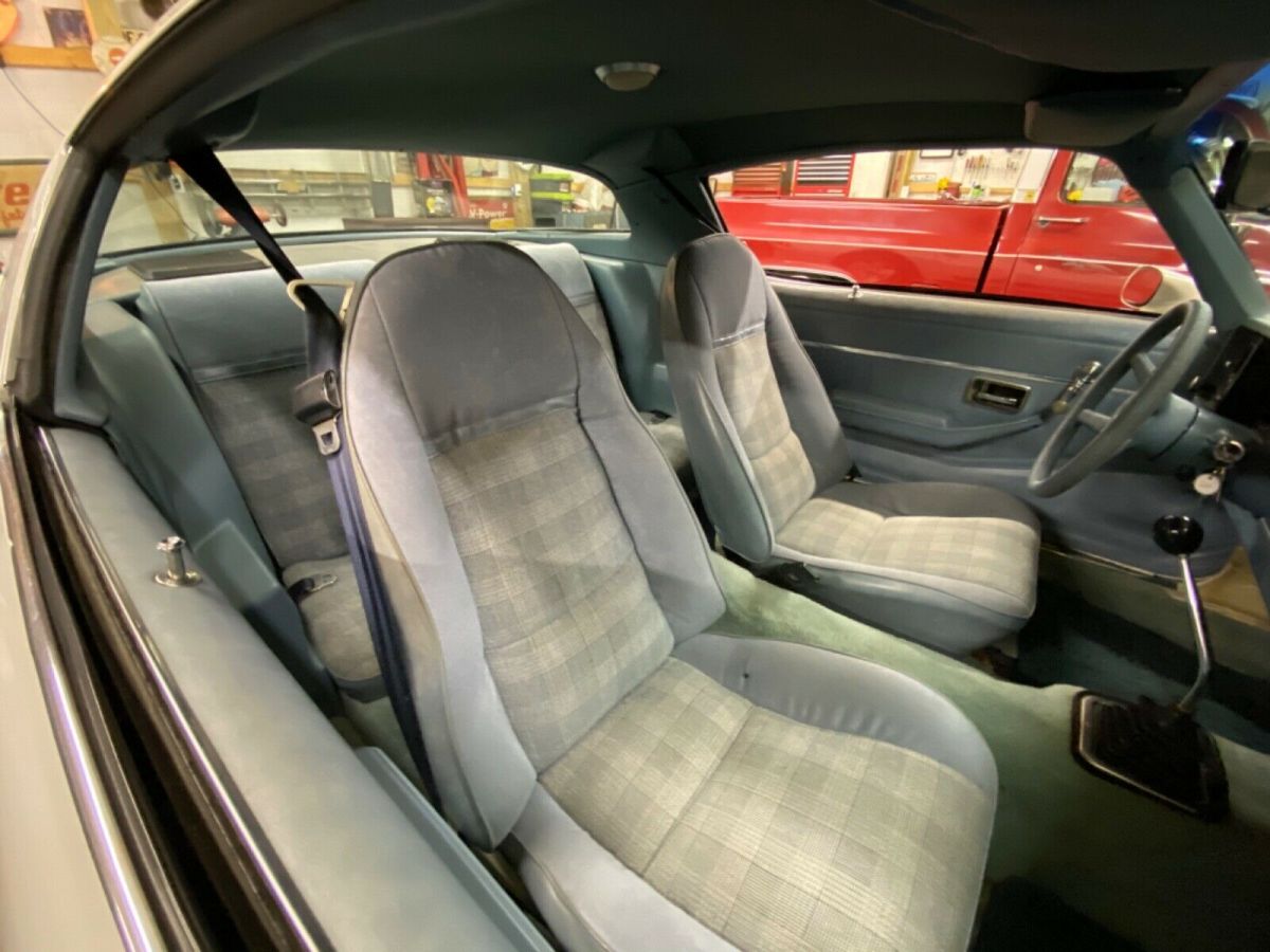 1979 White Chevrolet Camaro Coupe