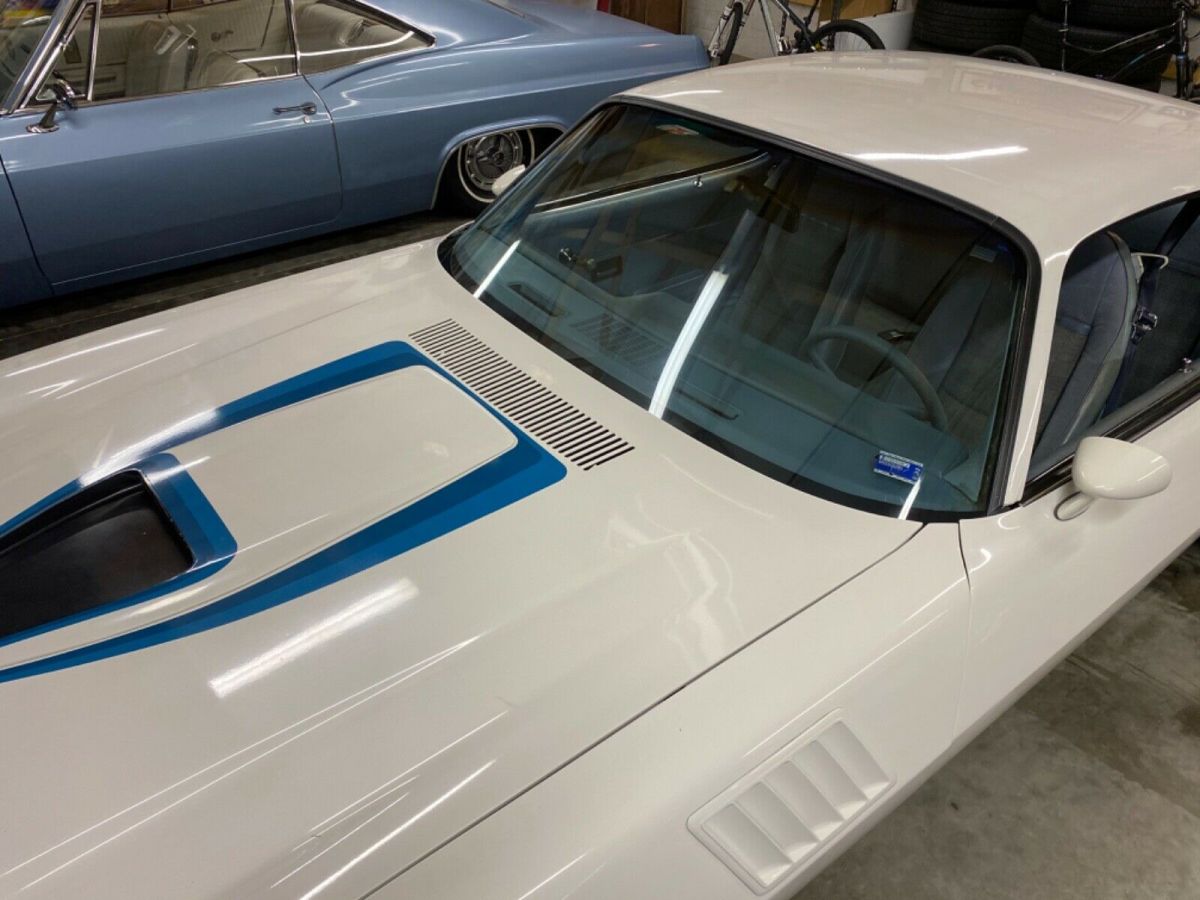 1979 White Chevrolet Camaro Coupe