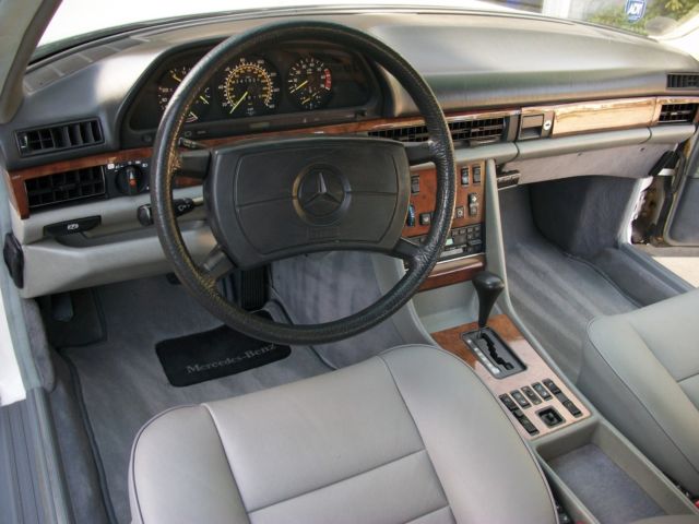 1984 Classic White Mercedes-Benz 500-Series Coupe